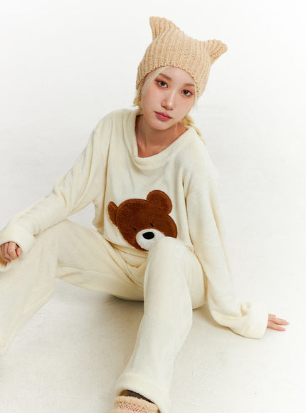 fleece-bear-top-and-elastic-trouser-loungewear-set-id313