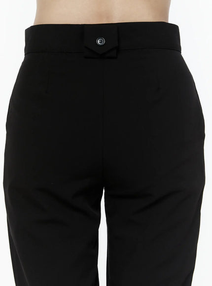 high-waisted-button-capri-pants-iu505