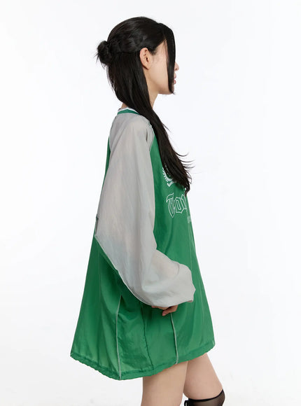 Oversized V-Neck Graphic Sweatshirt CA507