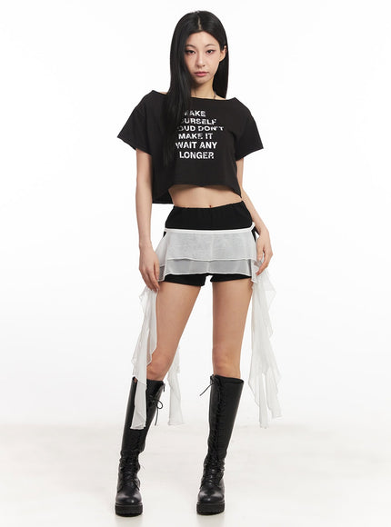 Off-Shoulder Graphic Crop Top CA514