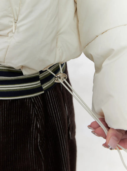 cropped-puffer-jacket-cn526