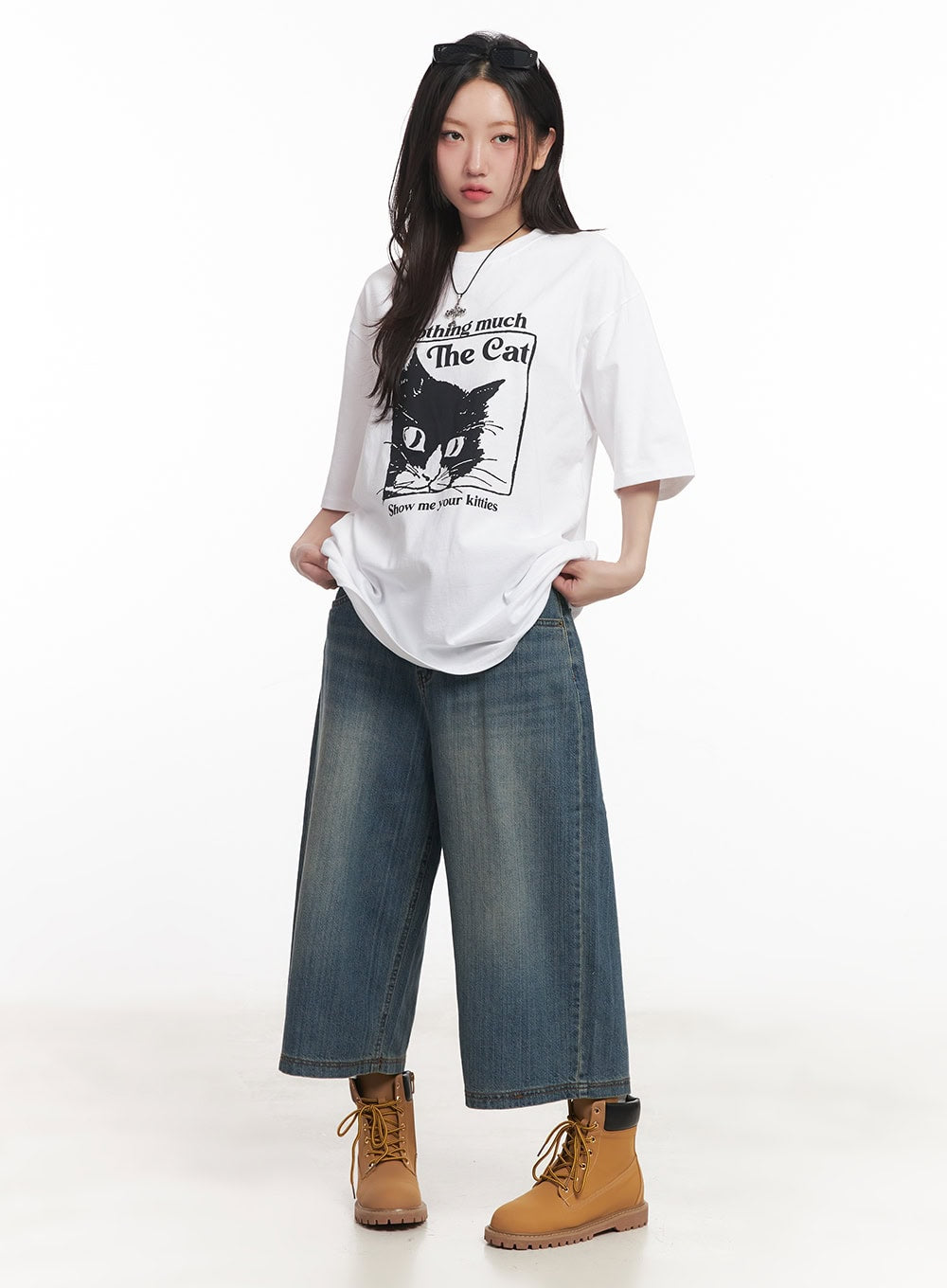 relaxed-fit-graphic-tee-ca525