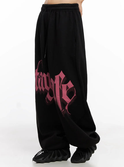 bold-graphic-sweatpants-in503