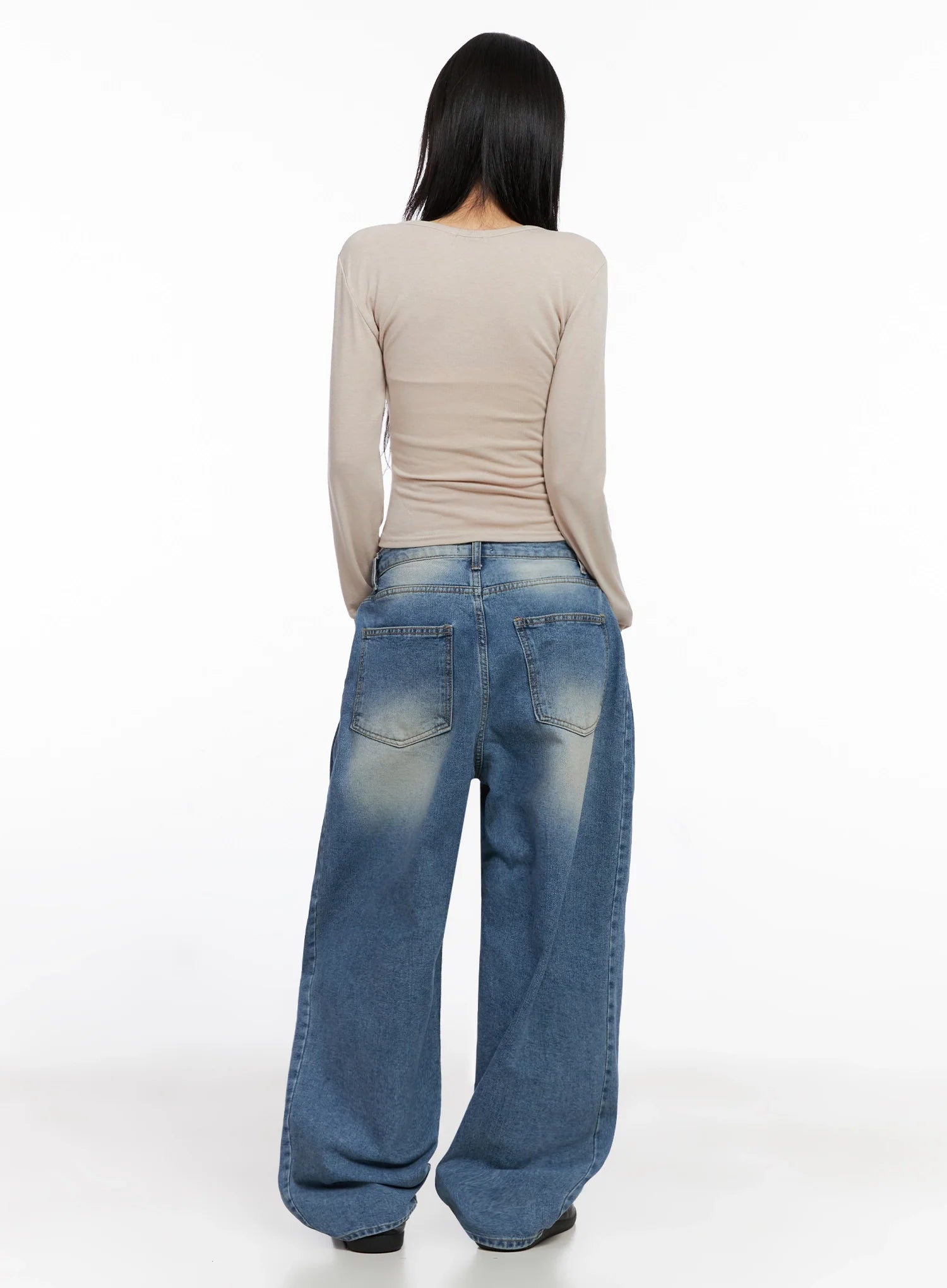 slim-fit-long-sleeve-henley-tee-is515