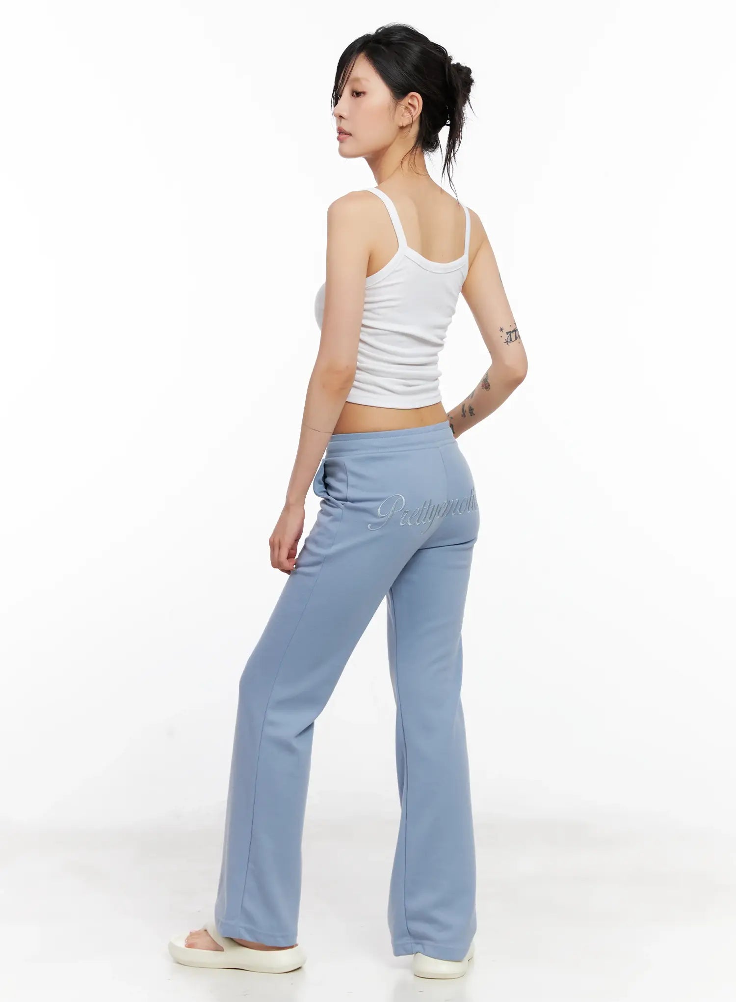 embroidered-flare-track-pants-cl525