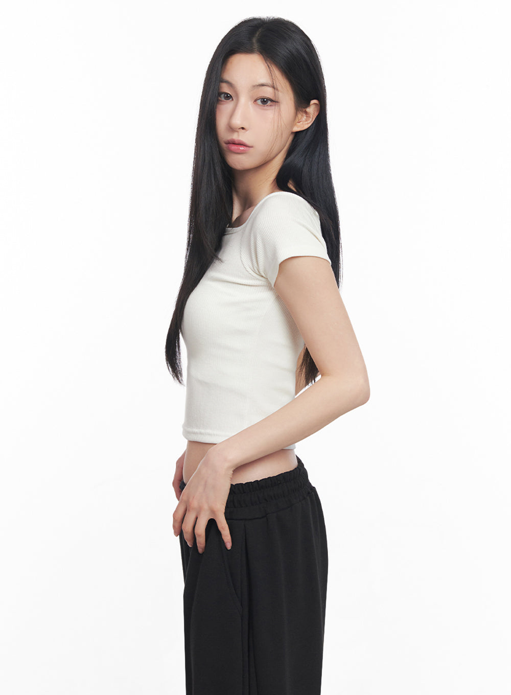 boatneck-cropped-tee-iy516