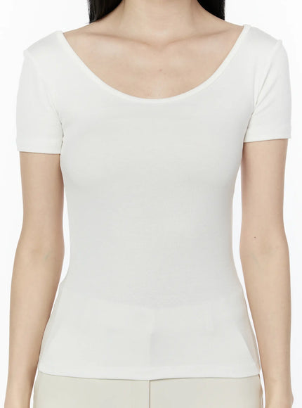 basic-slim-fit-round-neck-tee-iu503