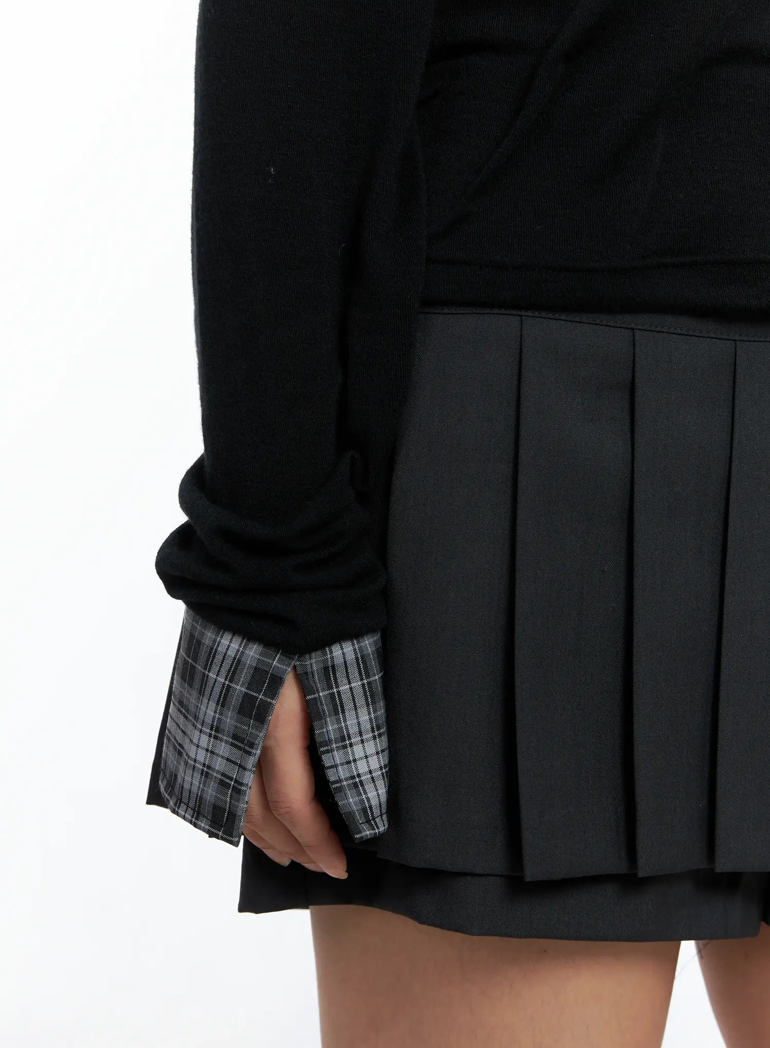 plaid-off-shoulder-long-sleeve-top-cs504