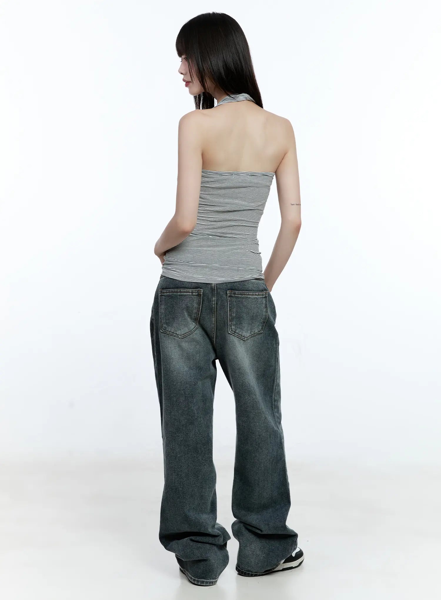 soomin-vintage-wash-wide-leg-jeans