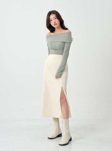 Off Shoulder T-Shirt IO07
