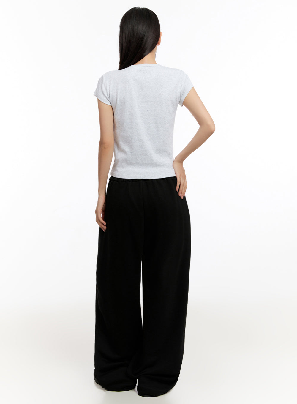 pintuck-wide-leg-sweatpants-iu509