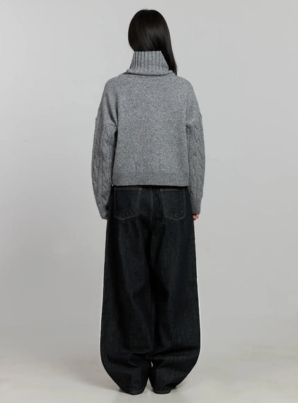 Cable Knit Turtleneck Sweater IJ502