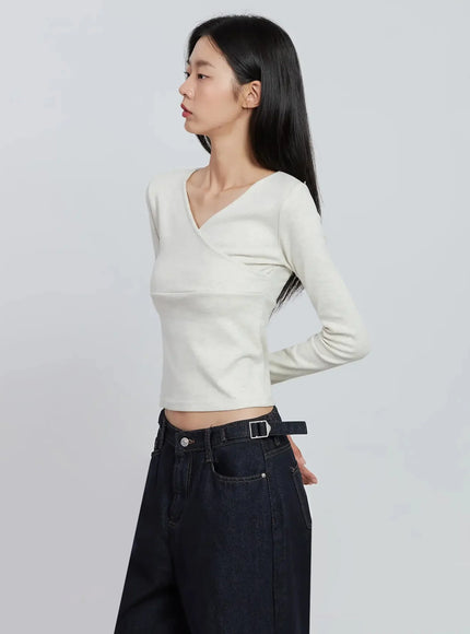 casual-v-neck-long-sleeve-top-io530
