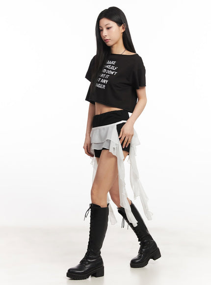 Off-Shoulder Graphic Crop Top CA514