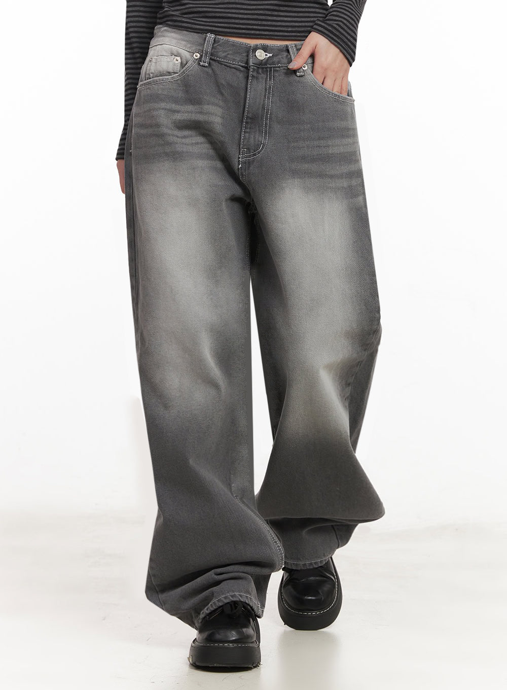 becca-washed-straight-leg-jeans-im524