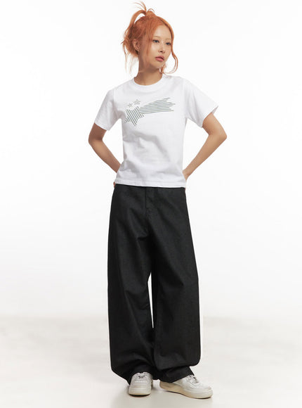 graphic-star-crop-top-ia515