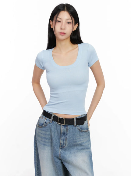 basic-ribbed-cropped-tee-ig508