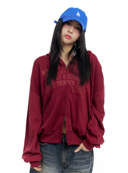 oversized-graphic-zip-up-hoodie-co425