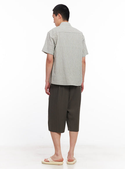 mens-pleated-wide-fit-shorts-iu512