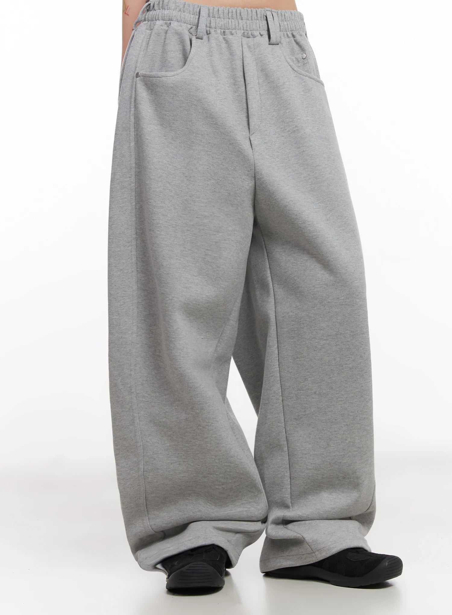 belted-sweatpant-joggers-ic503