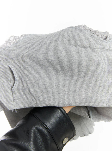 padded-lace-trim-cami-top-cj530
