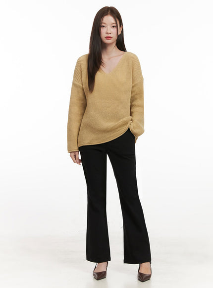 Relaxed-Fit V-Neck Sweater IF505