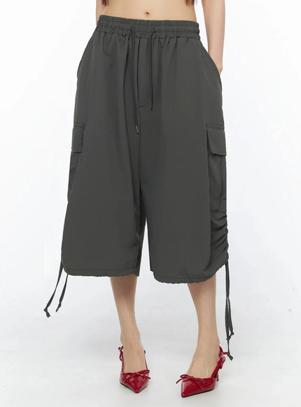 adjustable-cargo-bermuda-pants-iy526