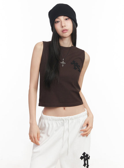 Patched Chic Sleeveless Top IY516