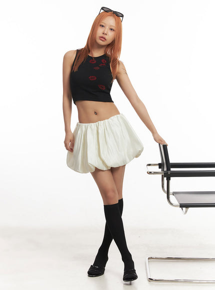 kiss-graphic-sleeveless-top-ia515