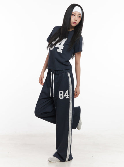 lace-embroidered-84-graphic-tee-iy516