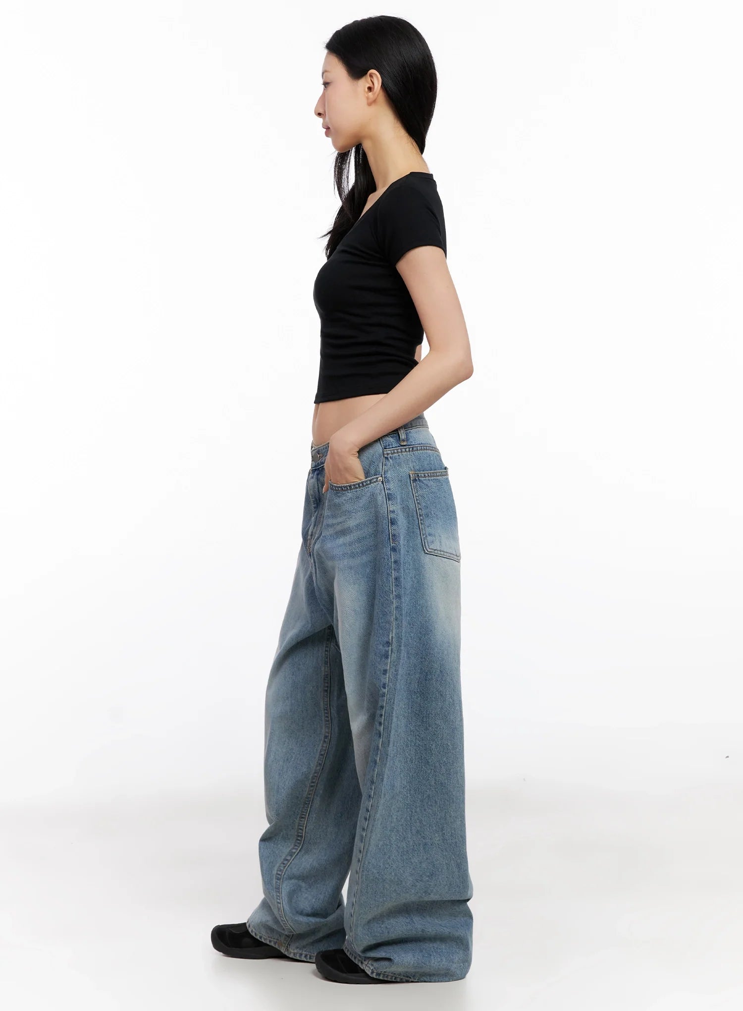 seojin-washed-wide-leg-jeans-ig508