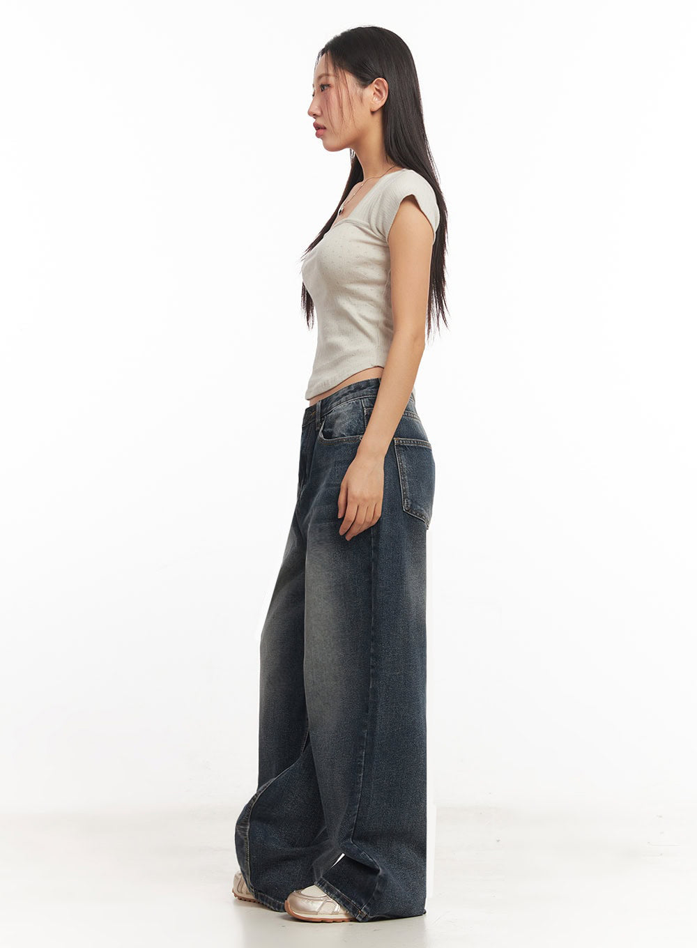 essential-square-neck-crop-top-ia524