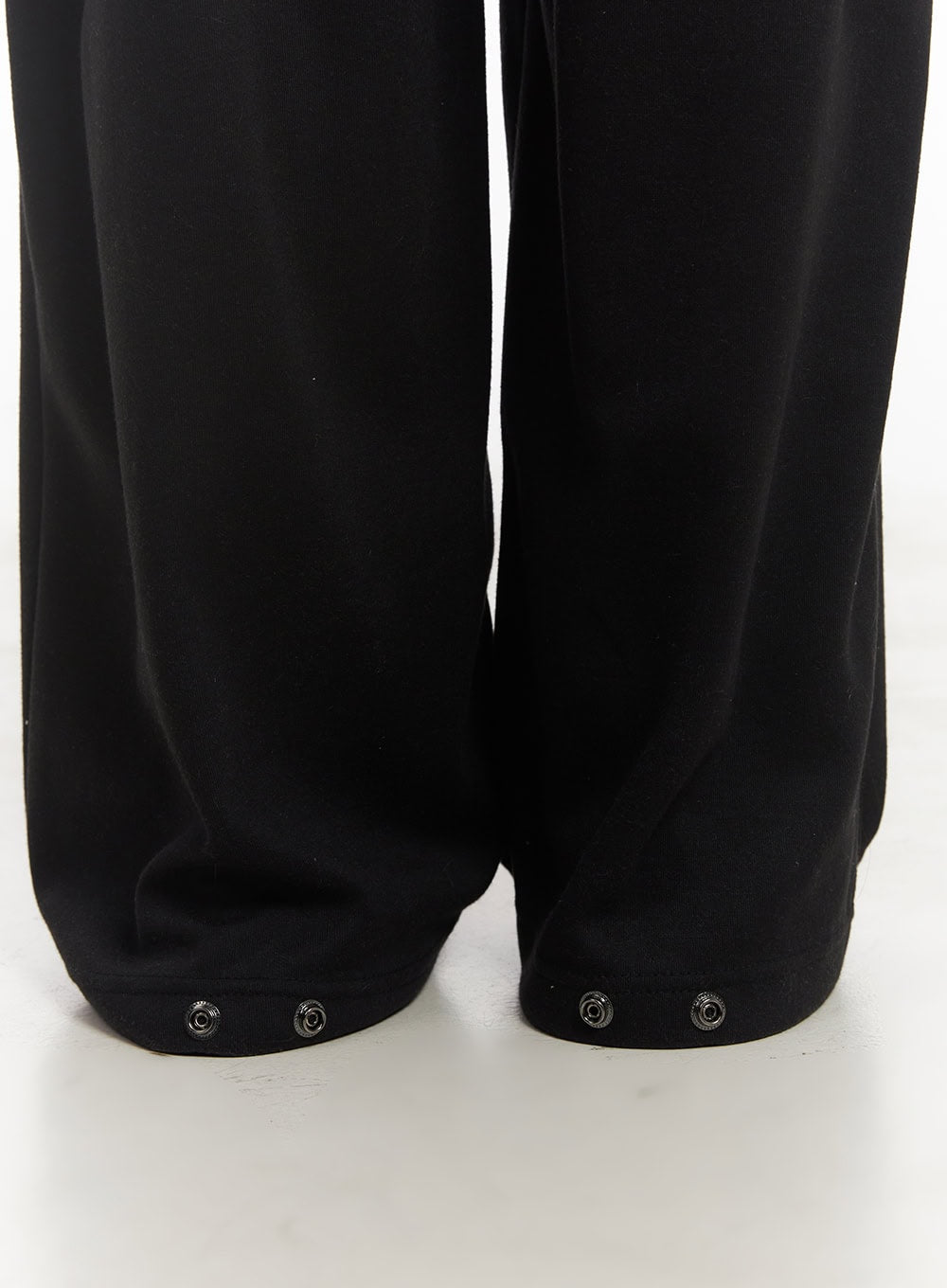striped-wide-fit-sweatpants-ca523