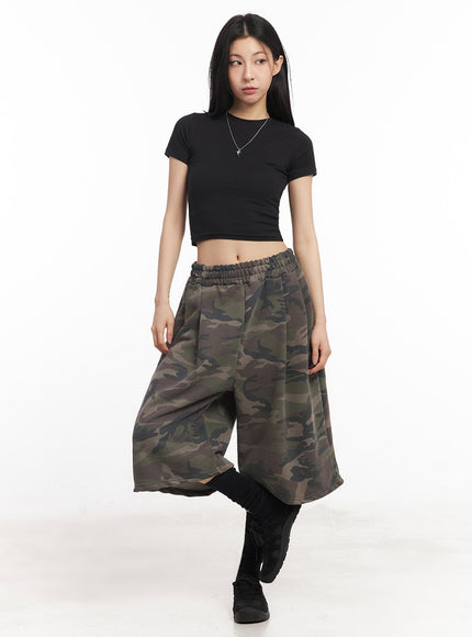 essential-cotton-crop-top-iy529