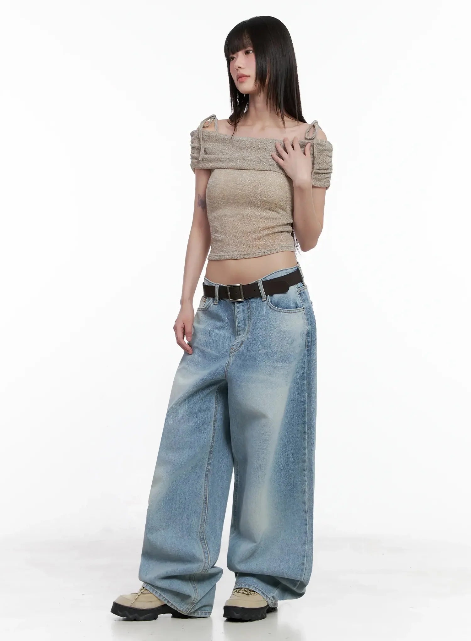textured-off-shoulder-knit-top-il531