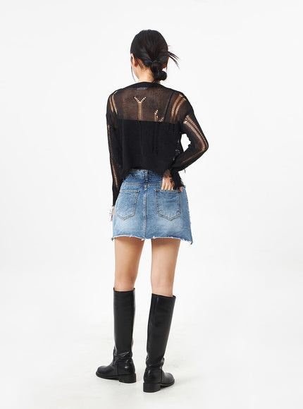 Crewneck Ripped Sweater CA307