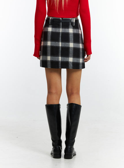 buckle-plaid-mini-skirt-in322