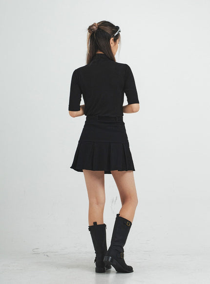 Half Turtleneck Half Sleeve T-Shirt CS15