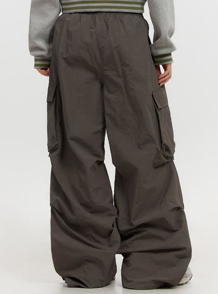 pocketed-wide-leg-cargo-pants-if510