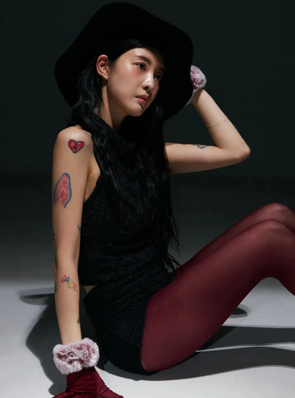 Textured Knit Turtleneck Top IN528