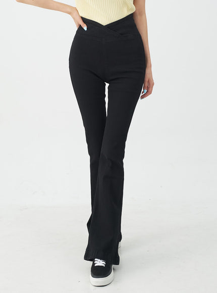 Banded Boot-Cut Highwaisted Pants IJ23