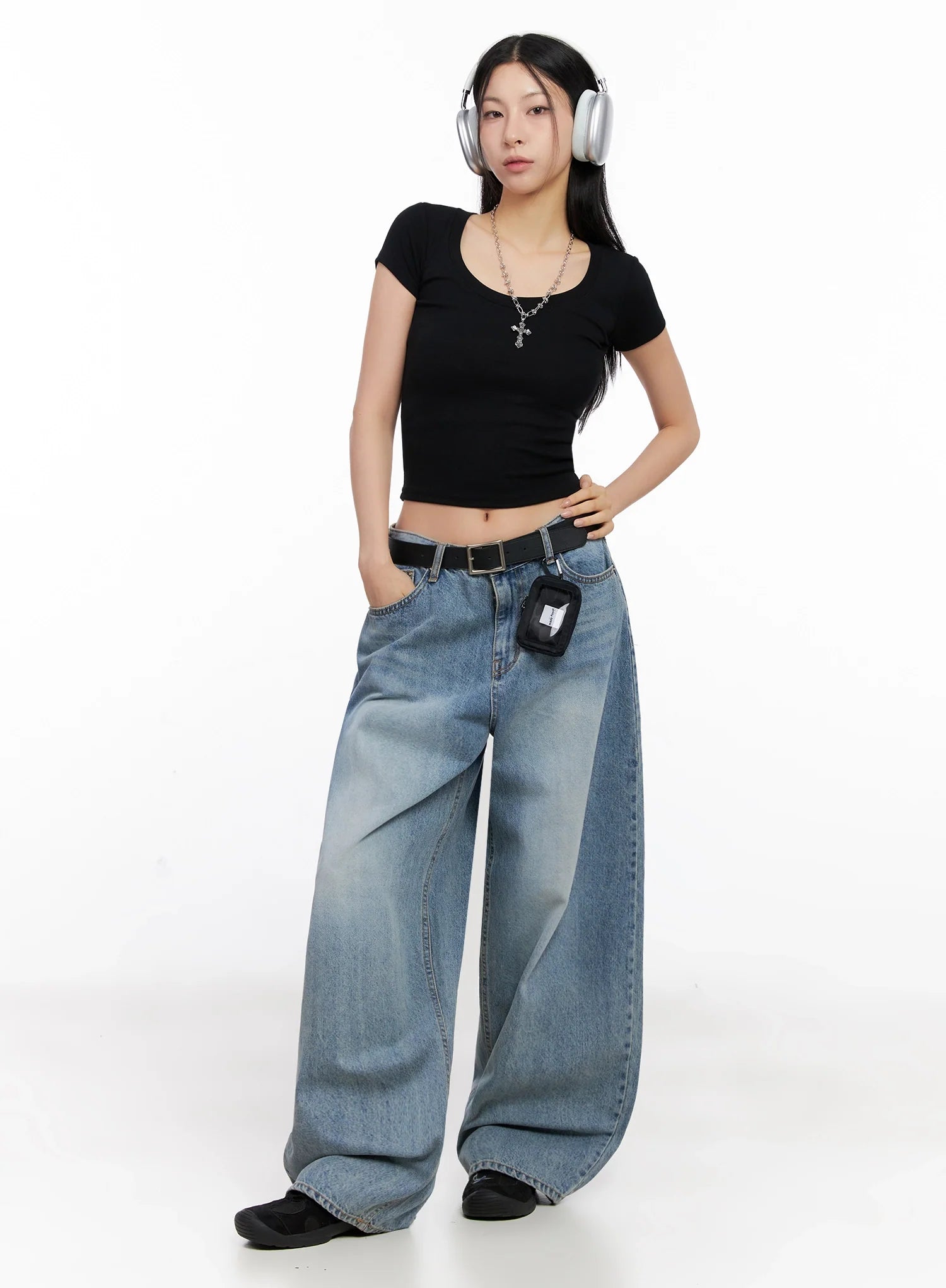 seojin-washed-wide-leg-jeans-ig508
