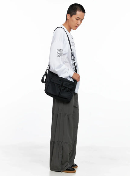 mens-line-stitch-parachute-pants-is510