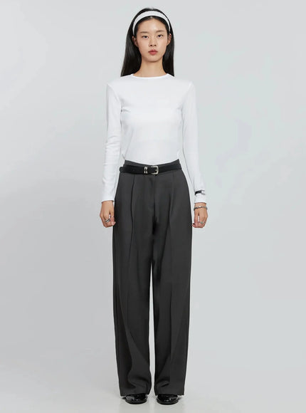 essential-round-neck-long-sleeve-top-in507