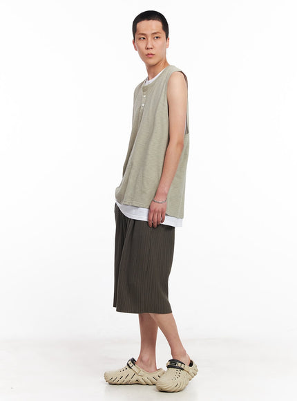 mens-pleated-wide-fit-shorts-iu512