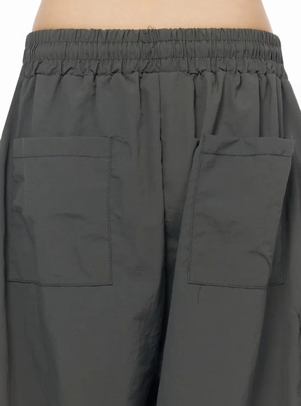 adjustable-cargo-bermuda-pants-iy526
