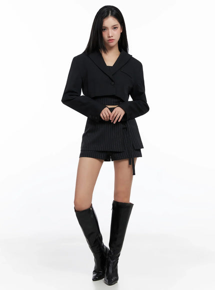 one-shoulder-asymmetric-striped-crop-top-is525