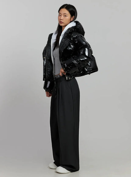 glossy-hooded-puffer-jacket-ij502