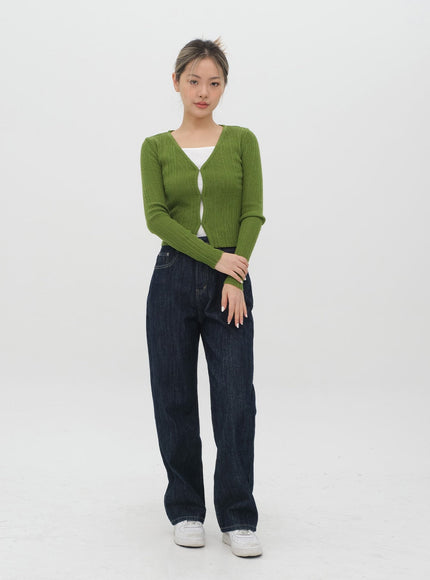 Cropped Cardigan with Front Hook F3