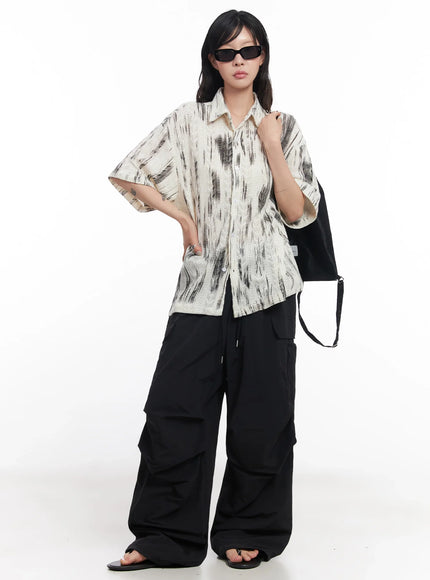 black-utility-wide-fit-cargo-pants-ic503